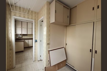 Apartamento à venda com 64m², 2 quartos e 1 vagaÁrea de Serviço
