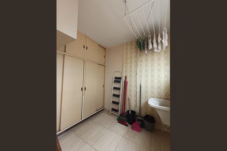 Apartamento à venda com 64m², 2 quartos e 1 vagaÁrea de Serviço