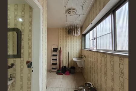 Apartamento à venda com 64m², 2 quartos e 1 vagaÁrea de Serviço