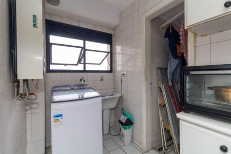 Apartamento à venda com 71m², 3 quartos e 1 vaga Apartamento à venda com 71m², 3 quartos e 1 vagaCozinha e Área de Serviço