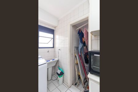 Apartamento à venda com 71m², 3 quartos e 1 vaga Apartamento à venda com 71m², 3 quartos e 1 vagaCozinha e Área de Serviço