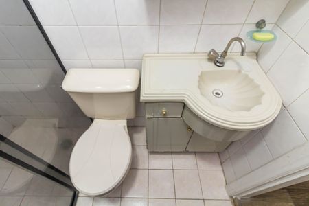Apartamento à venda com 71m², 3 quartos e 1 vaga Apartamento à venda com 71m², 3 quartos e 1 vagaBanheiro Social
