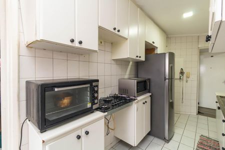 Apartamento à venda com 71m², 3 quartos e 1 vaga Apartamento à venda com 71m², 3 quartos e 1 vagaCozinha e Área de Serviço