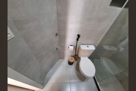 Apartamento para alugar com 30m², 1 quarto e sem vagaBanheiro 