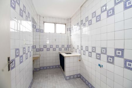 Cozinha de apartamento para alugar com 1 quarto, 42m² em Pinheiros, São Paulo