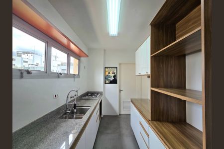 Apartamento para alugar com 84m², 2 quartos e 2 vagasCozinha