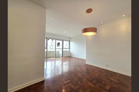 Apartamento para alugar com 84m², 2 quartos e 2 vagasSala