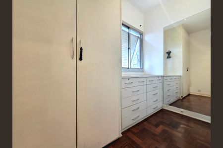 Apartamento para alugar com 84m², 2 quartos e 2 vagasCloset