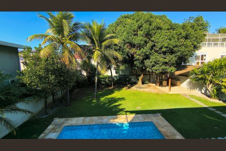 Casa de condomínio para alugar com 350m², 4 quartos e 2 vagas Casa de condomínio para alugar com 350m², 4 quartos e 2 vagasÁrea externa