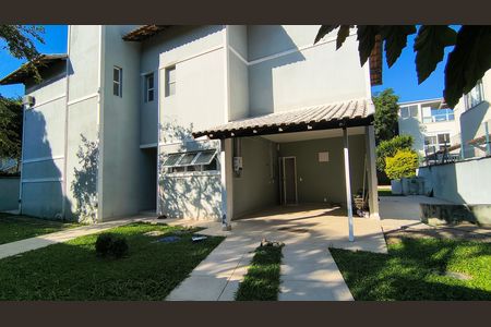 Casa de Condomínio para alugar com 4 quartos, 350m² em Barra da Tijuca, Rio de Janeiro