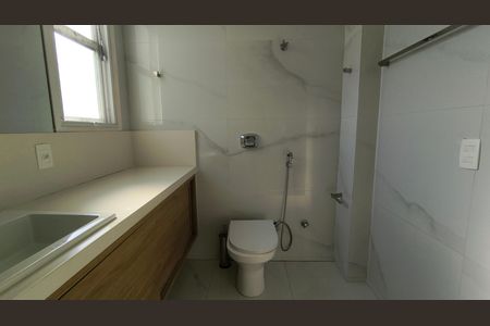 Casa de Condomínio para alugar com 4 quartos, 350m² em Barra da Tijuca, Rio de Janeiro