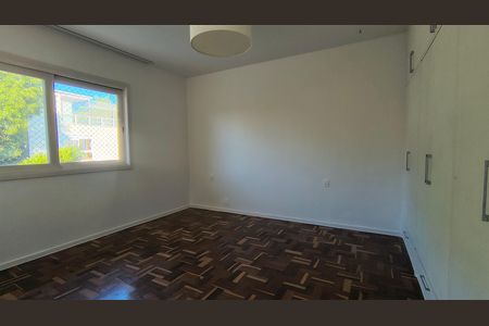 Casa de condomínio para alugar com 350m², 4 quartos e 2 vagas Casa de condomínio para alugar com 350m², 4 quartos e 2 vagasSuíte