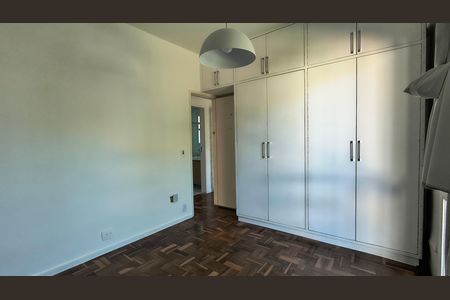 Casa de condomínio para alugar com 350m², 4 quartos e 2 vagas Casa de condomínio para alugar com 350m², 4 quartos e 2 vagasQuarto 2
