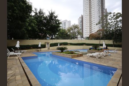 Apartamento para alugar com 57m², 2 quartos e 1 vagaÁrea comum - Piscina
