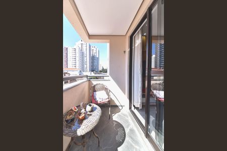 Apartamento à venda com 76m², 3 quartos e 1 vagaVaranda