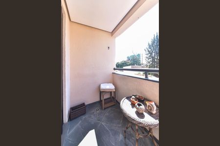 Apartamento à venda com 76m², 3 quartos e 1 vagaVaranda