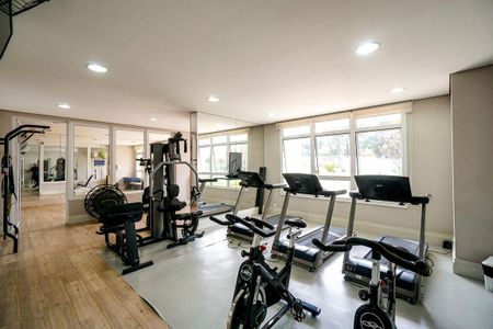 Apartamento à venda com 98m², 3 quartos e 2 vagas Apartamento à venda com 98m², 3 quartos e 2 vagasÁrea Comum - Academia