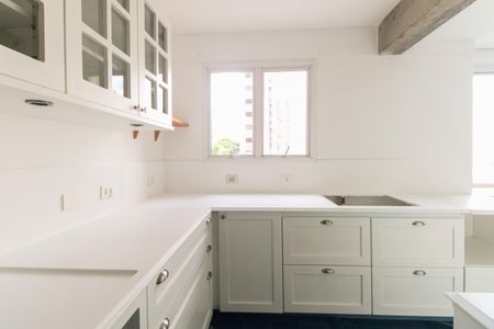 Apartamento à venda com 98m², 3 quartos e 2 vagas Apartamento à venda com 98m², 3 quartos e 2 vagasCozinha