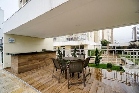 Apartamento à venda com 98m², 3 quartos e 2 vagas Apartamento à venda com 98m², 3 quartos e 2 vagasÁrea Comum - Bar Piscina