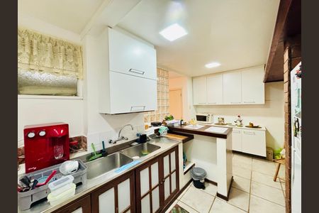 Apartamento à venda com 120m², 3 quartos e sem vaga Apartamento à venda com 120m², 3 quartos e sem vagaCozinha