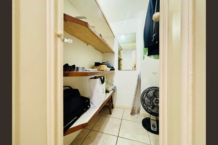 Apartamento à venda com 120m², 3 quartos e sem vaga Apartamento à venda com 120m², 3 quartos e sem vagaQuarto 1