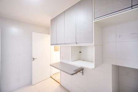 Casa de condomínio para alugar com 95m², 2 quartos e 1 vagaCozinha