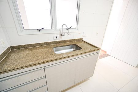 Casa de condomínio para alugar com 95m², 2 quartos e 1 vagaCozinha