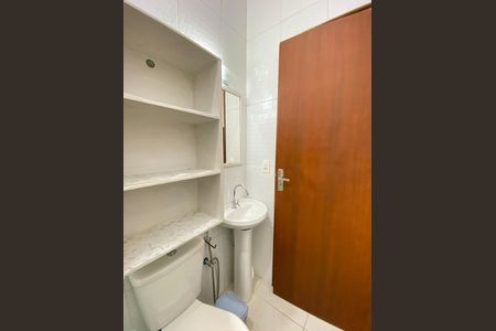 Banheiro Social de kitnet/studio para alugar com 1 quarto, 21m² em Campo Belo, São Paulo