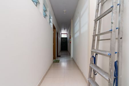 Corredor de kitnet/studio para alugar com 1 quarto, 20m² em Brooklin Paulista, São Paulo