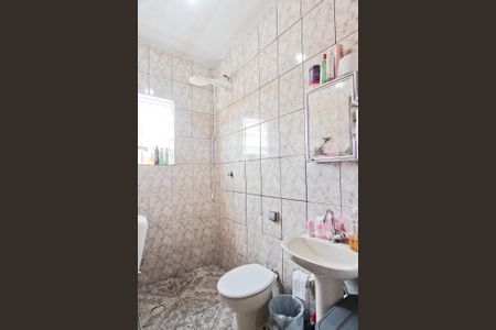 Casa para alugar com 100m², 2 quartos e 1 vaga Casa para alugar com 100m², 2 quartos e 1 vagaBanheiro Social