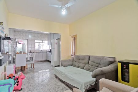 Casa para alugar com 100m², 2 quartos e 1 vaga Casa para alugar com 100m², 2 quartos e 1 vagaSala