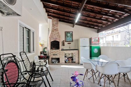 Casa para alugar com 100m², 2 quartos e 1 vaga Casa para alugar com 100m², 2 quartos e 1 vagaÁrea externa