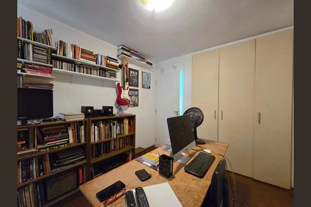 Apartamento à venda com 115m², 3 quartos e 1 vagaQuarto 2