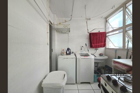 Apartamento à venda com 115m², 3 quartos e 1 vagaÁrea de Serviço