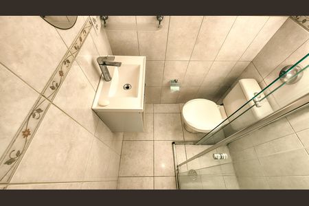 Apartamento para alugar com 47m², 2 quartos e sem vaga Apartamento para alugar com 47m², 2 quartos e sem vagaBanheiro