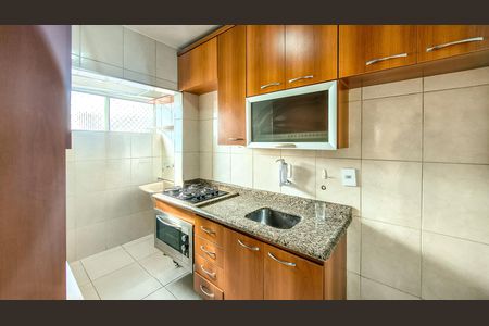 Apartamento para alugar com 47m², 2 quartos e sem vaga Apartamento para alugar com 47m², 2 quartos e sem vagaCozinha e Área de Serviço