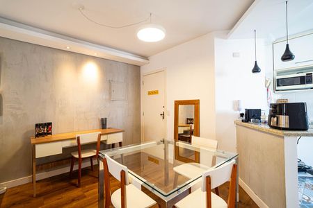 Apartamento para alugar com 45m², 1 quarto e 1 vaga Apartamento para alugar com 45m², 1 quarto e 1 vagaSala