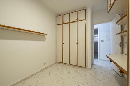 Quarto 1 de apartamento para alugar com 2 quartos, 69m² em Pinheiros, São Paulo