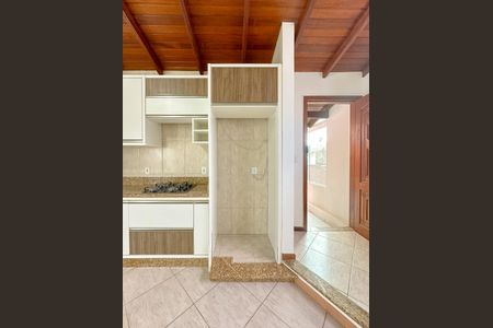 Cozinha 2 de casa para alugar com 4 quartos, 500m² em Ipiranga, São José