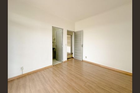 Casa para alugar com 500m², 4 quartos e 4 vagasSuíte 3