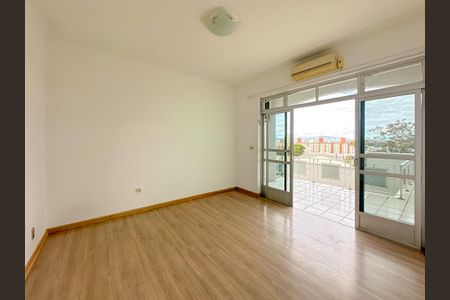 Casa para alugar com 500m², 4 quartos e 4 vagasSuíte 3
