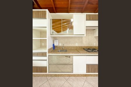 Casa para alugar com 500m², 4 quartos e 4 vagasCozinha 2