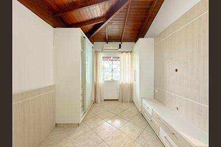 Casa para alugar com 500m², 4 quartos e 4 vagasQuarto 4