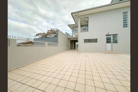 Casa para alugar com 500m², 4 quartos e 4 vagasÁrea externa