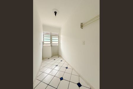 Casa para alugar com 500m², 4 quartos e 4 vagasLavanderia
