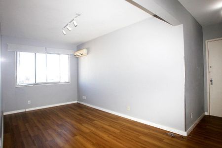 Sala de apartamento para alugar com 2 quartos, 68m² em Centro Histórico, Porto Alegre