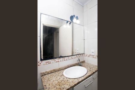 Banheiro 1 de apartamento para alugar com 2 quartos, 68m² em Centro Histórico, Porto Alegre