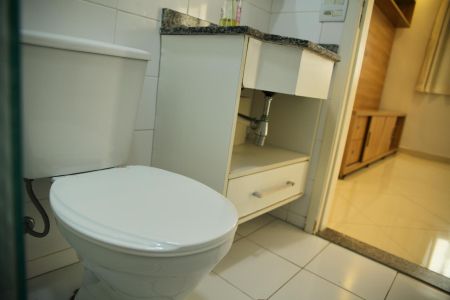 Apartamento à venda com 80m², 2 quartos e 1 vagaBanheiro Social