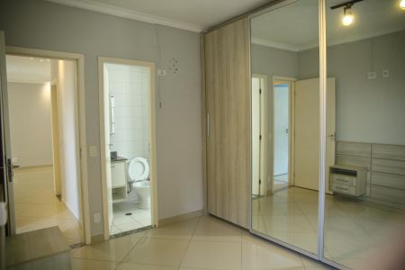 Apartamento à venda com 80m², 2 quartos e 1 vagaSuíte