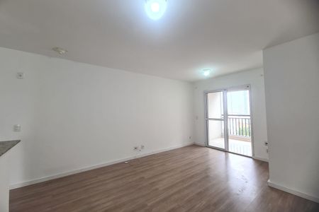 Sala de apartamento para alugar com 3 quartos, 68m² em Vila Ivone, São Paulo